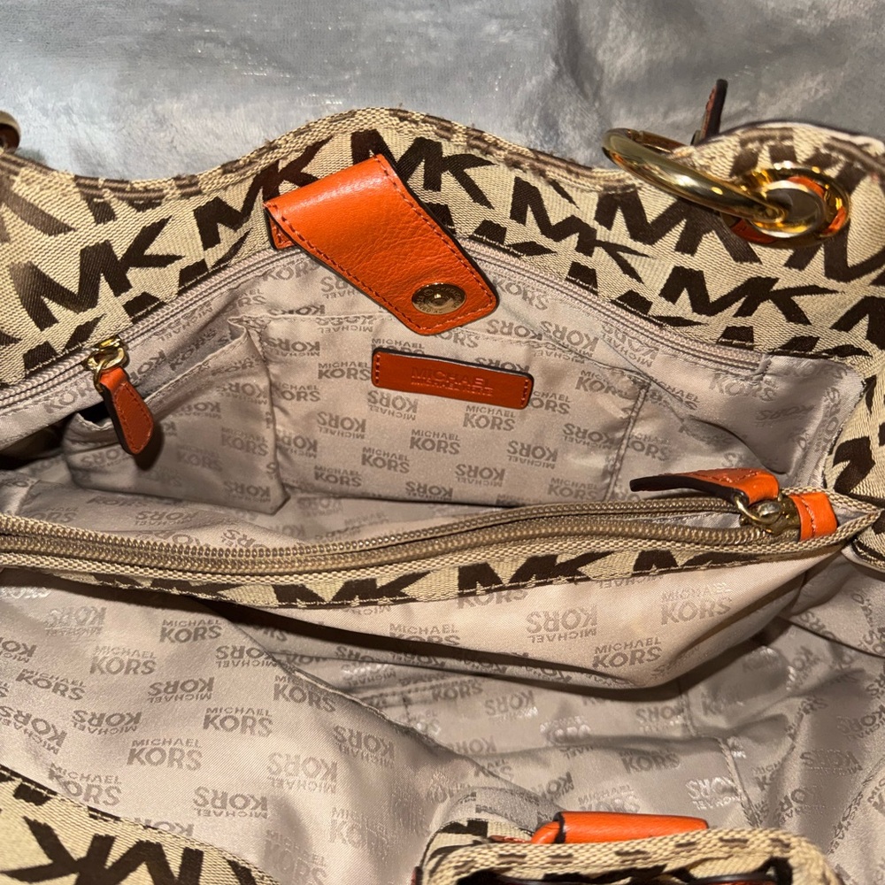 Michael Kors Ludlow Monogram Canvas & Orange Leather Shoulder Bag - Picture 8 of 10